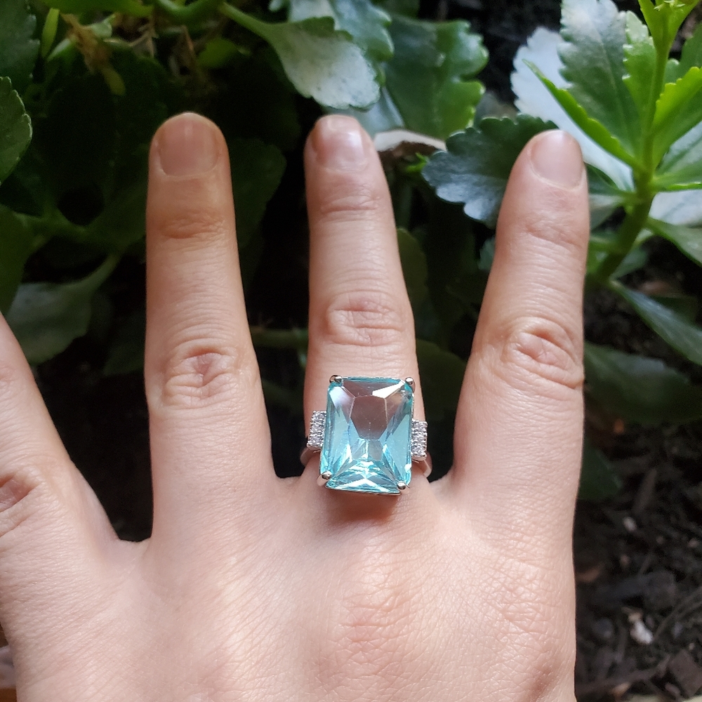 NWOT Silver Aquamarine Ring - Picture 10 of 16